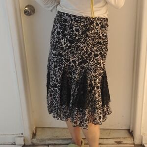 Elegant Black and White Patterned Skirt